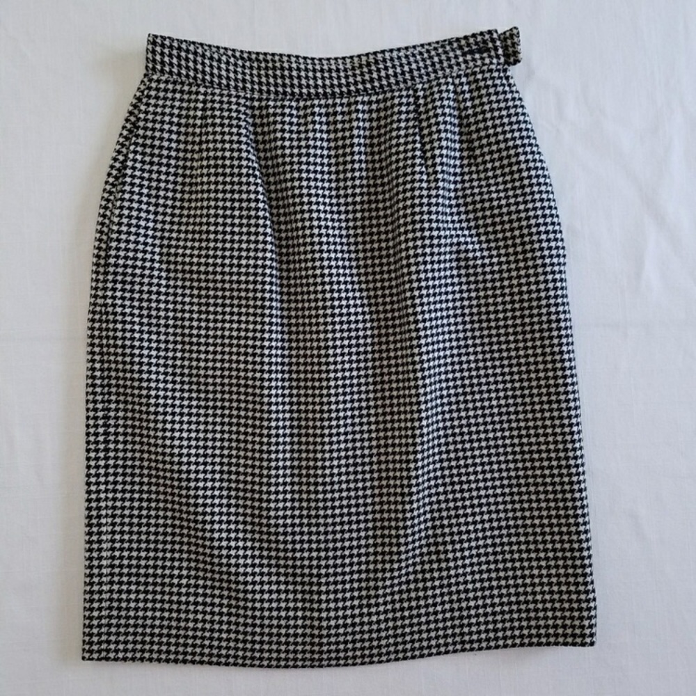 Valentino houndstooth skirt